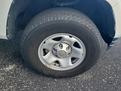 Certified 2023 Toyota Tacoma SR image 10