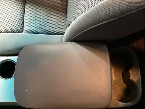 Used 2010 Toyota Tacoma 4x4 Double Cab image 17