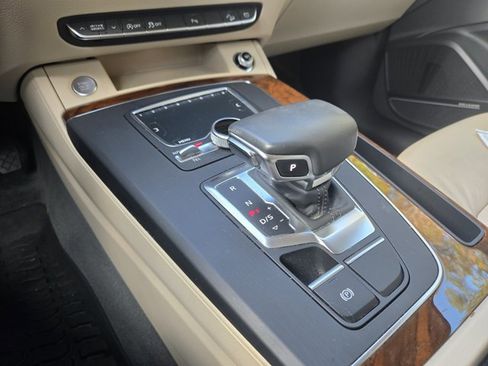 Used 2018 Audi Q5 2.0T Premium Plus image 13