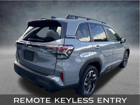 Used 2025 Subaru Forester Limited AWD/4WD image 6