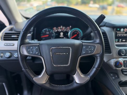 Used 2019 GMC Yukon Denali w/ Open Road Package AWD/4WD image 16