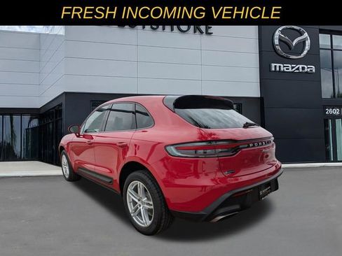 Used 2024 Porsche Macan image 4