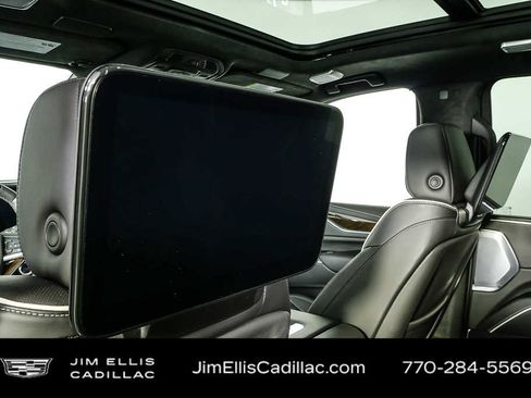 Used 2024 Cadillac Escalade ESV Sport Platinum w/ LPO, ONYX Package image 19
