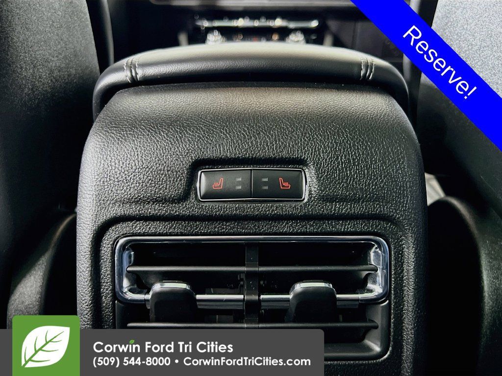 Used 2022 Lincoln Corsair Reserve w/ Equipment Group 201A AWD/4WD image 30