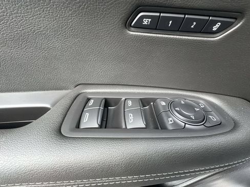 Used 2024 Cadillac XT6 Luxury w/ LPO, Floor Liner Package AWD/4WD image 13