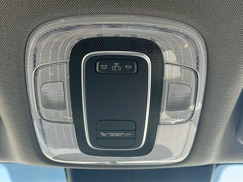 Certified 2024 Hyundai Elantra SE FWD image 29