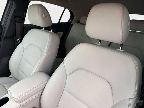 Used 2015 Mercedes-Benz GLA 250 image 18