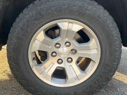 Used 2017 Chevrolet Silverado 1500 LT w/ All Star Edition image 13