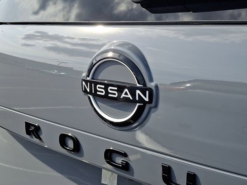 New 2026 Nissan Rogue SV AWD/4WD image 6