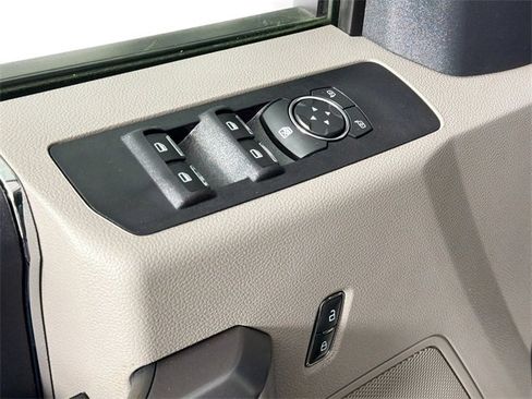 Used 2022 Ford F250 XLT image 16