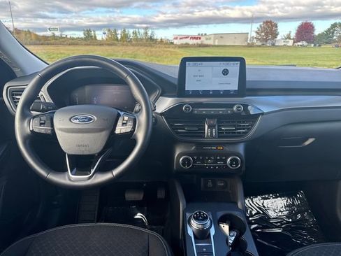 Used 2024 Ford Escape Active image 14