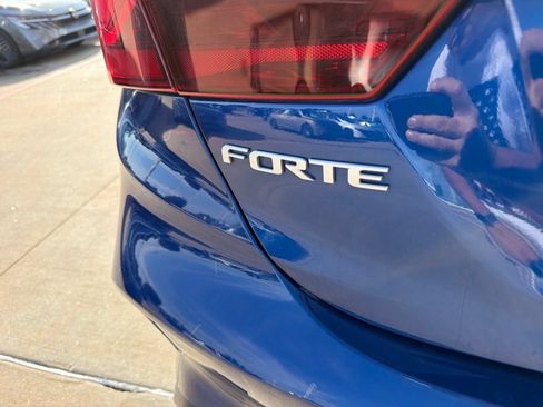 Used 2024 Kia Forte LXS FWD image 10