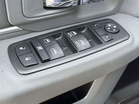 Used 2015 RAM 1500 Big Horn image 9