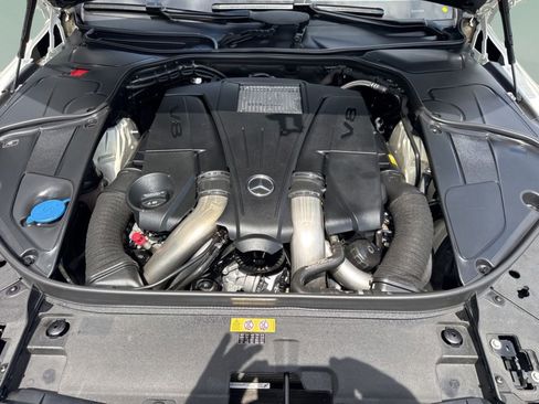 Used 2017 Mercedes-Benz S 550 Sedan image 38