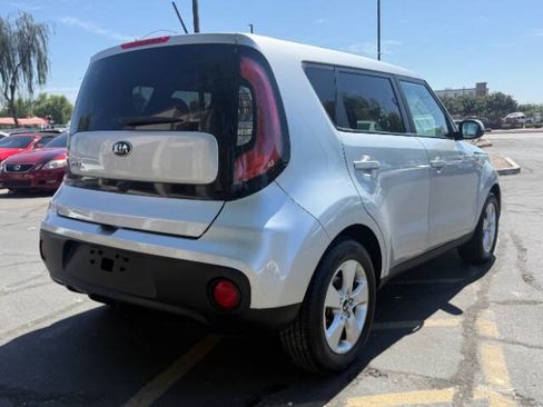 Used 2019 Kia Soul FWD image 3