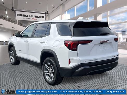 Used 2025 GMC Terrain Elevation image 7