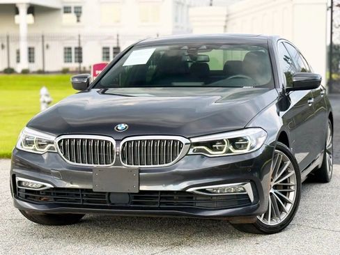 Used 2018 BMW 530e xDrive AWD/4WD image 2