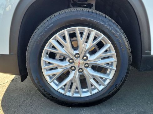 Used 2026 GMC Acadia Elevation w/ Elevation Premium Package FWD image 33