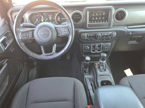 Used 2023 Jeep Wrangler Unlimited w/ Cold Weather Group AWD/4WD image 19