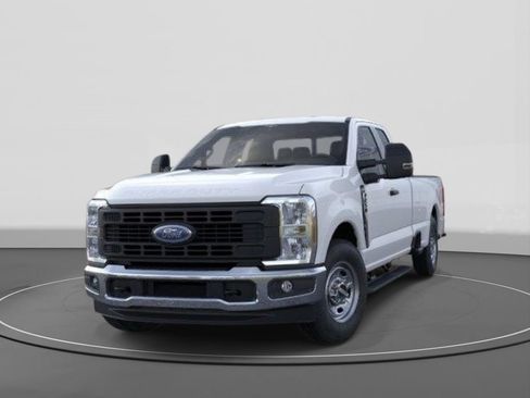 New 2026 Ford F250 XL w/ XL Chrome Package RWD image 2