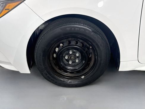 Used 2022 Toyota Corolla L FWD image 37