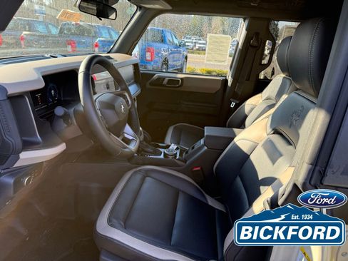 New 2025 Ford Bronco Big Bend w/ Black Diamond Package AWD/4WD image 12