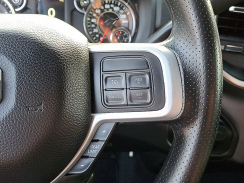Used 2022 RAM 2500 Big Horn AWD/4WD image 10
