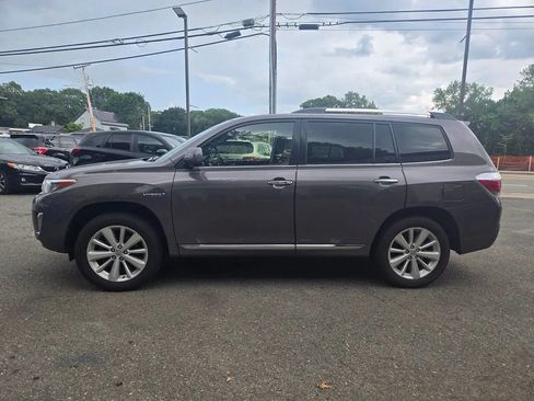 Used 2013 Toyota Highlander Limited AWD/4WD image 8
