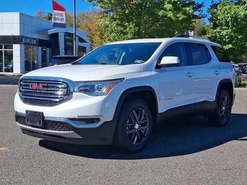 Used 2019 GMC Acadia SLT w/ LPO, Floor Liner Package image 3