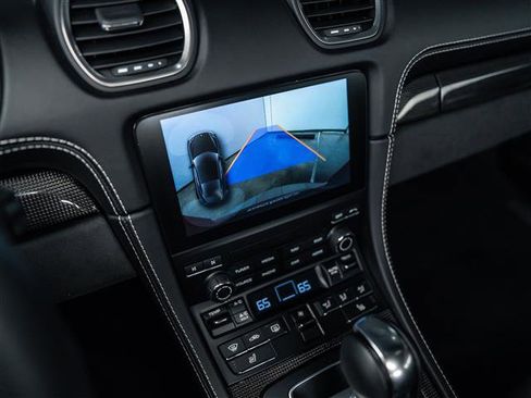 Used 2024 Porsche 718 Cayman GT4 image 19