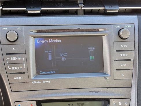 Used 2014 Toyota Prius Three image 16