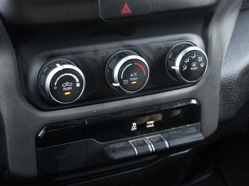 Used 2021 RAM 1500 Big Horn image 29