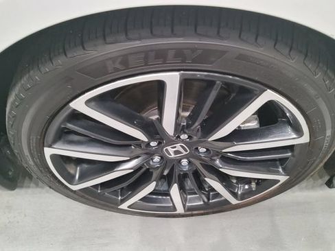 Used 2024 Honda Accord Touring image 43