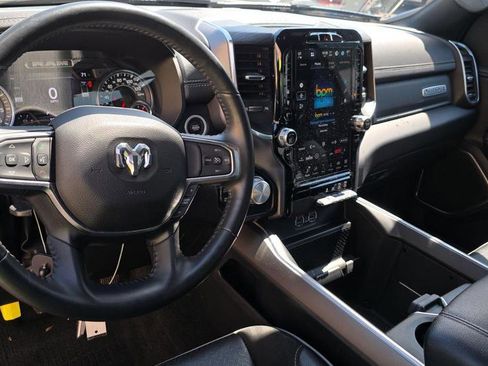Used 2023 RAM 1500 Laramie AWD/4WD image 11