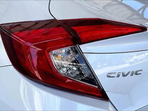 Used 2018 Honda Civic EX-T image 20