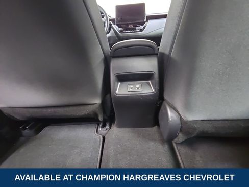 Used 2025 Toyota Corolla LE image 29