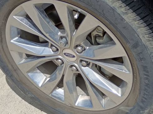 Used 2017 Ford F150 Lariat RWD image 15