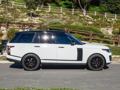 Used 2019 Land Rover Range Rover HSE image 8