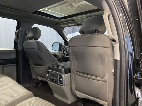 Used 2018 Ford F150 XLT w/ Equipment Group 302A Luxury image 35