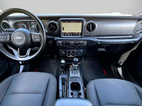 Used 2022 Jeep Wrangler Unlimited Sport w/ Sun And Sound Package AWD/4WD image 14