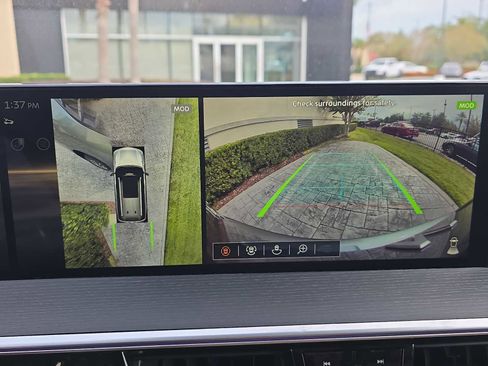 Certified 2025 INFINITI QX80 Sensory image 20