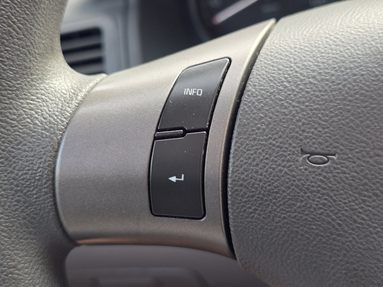 Used 2007 Chevrolet Cobalt LT FWD image 30