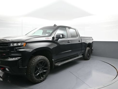 Used 2021 Chevrolet Silverado 1500 LT Trail Boss w/ Convenience Package II AWD/4WD image 1