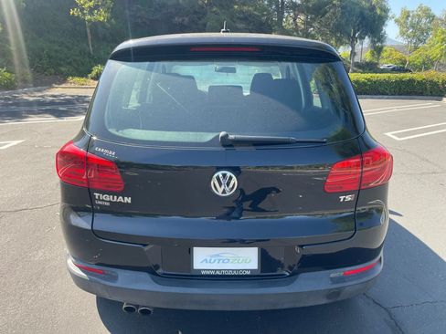 Used 2017 Volkswagen Tiguan S FWD image 4