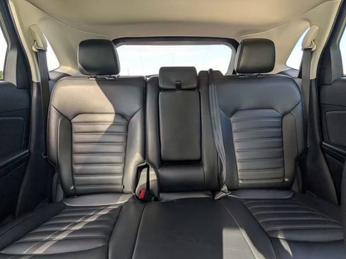 Used 2024 Ford Edge SEL AWD/4WD image 27