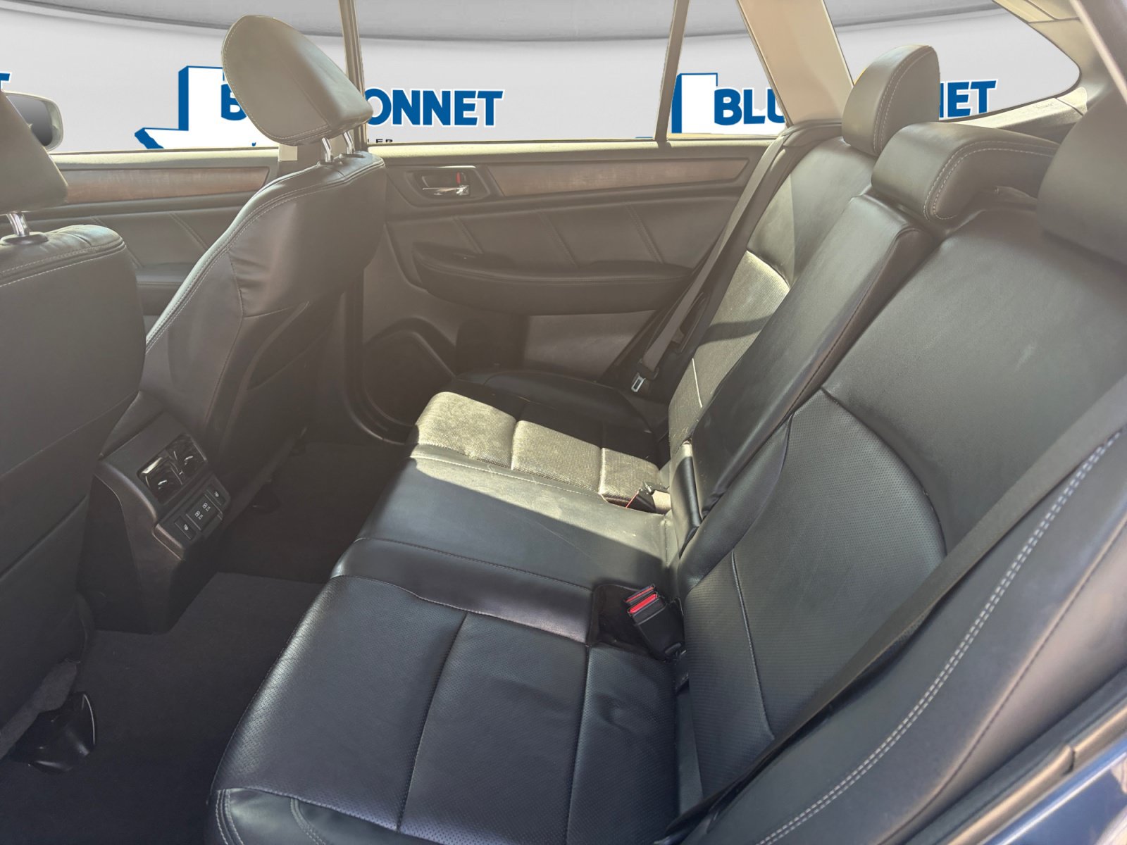 Used 2019 Subaru Outback 3.6R Limited AWD/4WD image 22