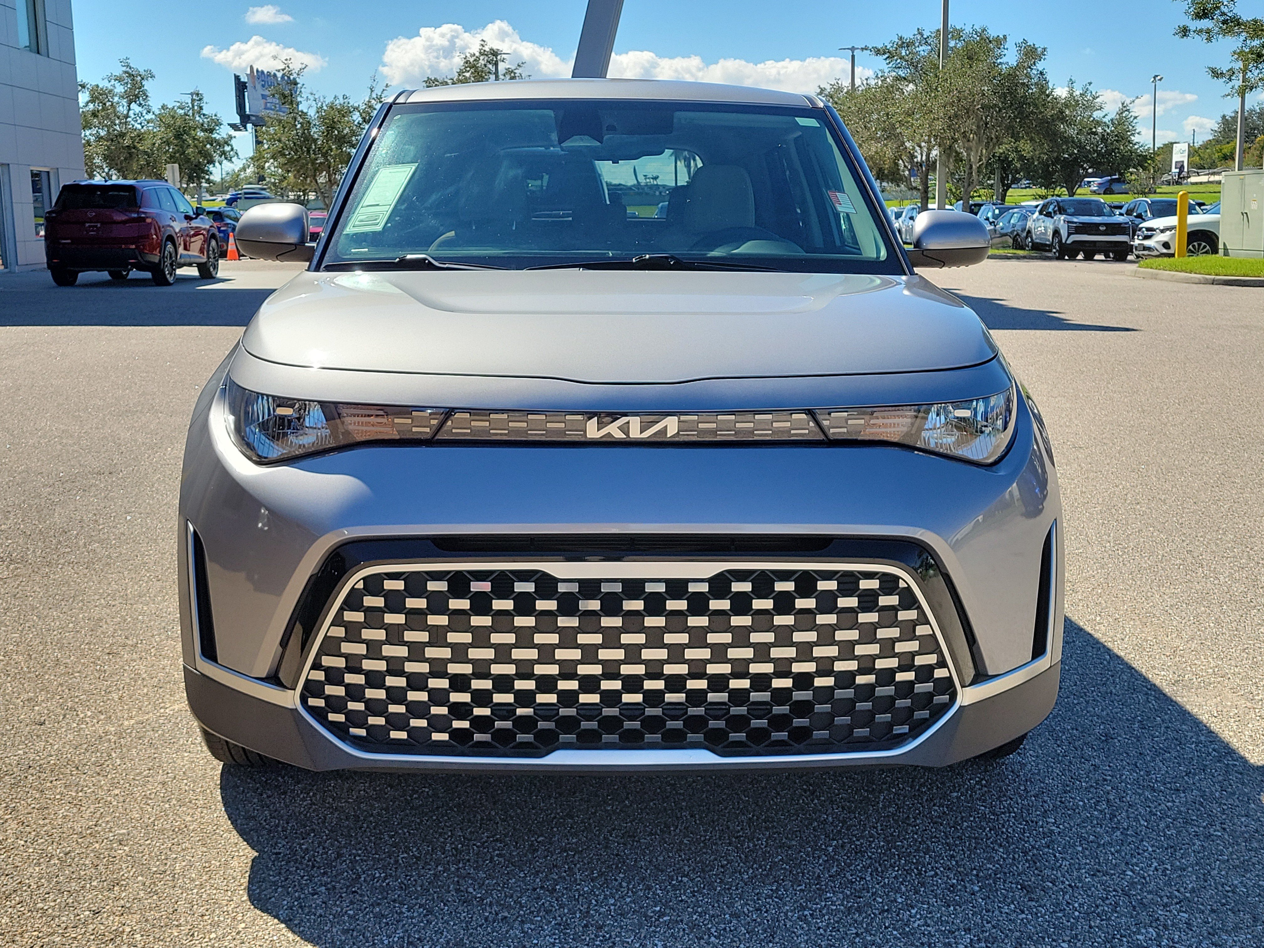 Used 2023 Kia Soul EX FWD image 2