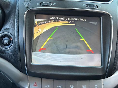 Used 2018 Dodge Journey Crossroad FWD image 25