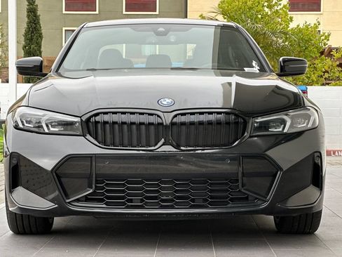 Used 2023 BMW 330e w/ M Sport Package RWD image 8