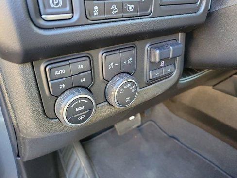 Used 2022 Chevrolet Tahoe Z71 w/ Off-Road Capability Package AWD/4WD image 23